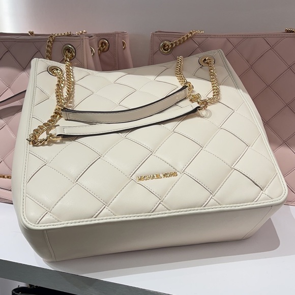 Michael Kors MK Regina Shoulder Bag Soft Leather Large Conv Bag - Picture 11 of 16